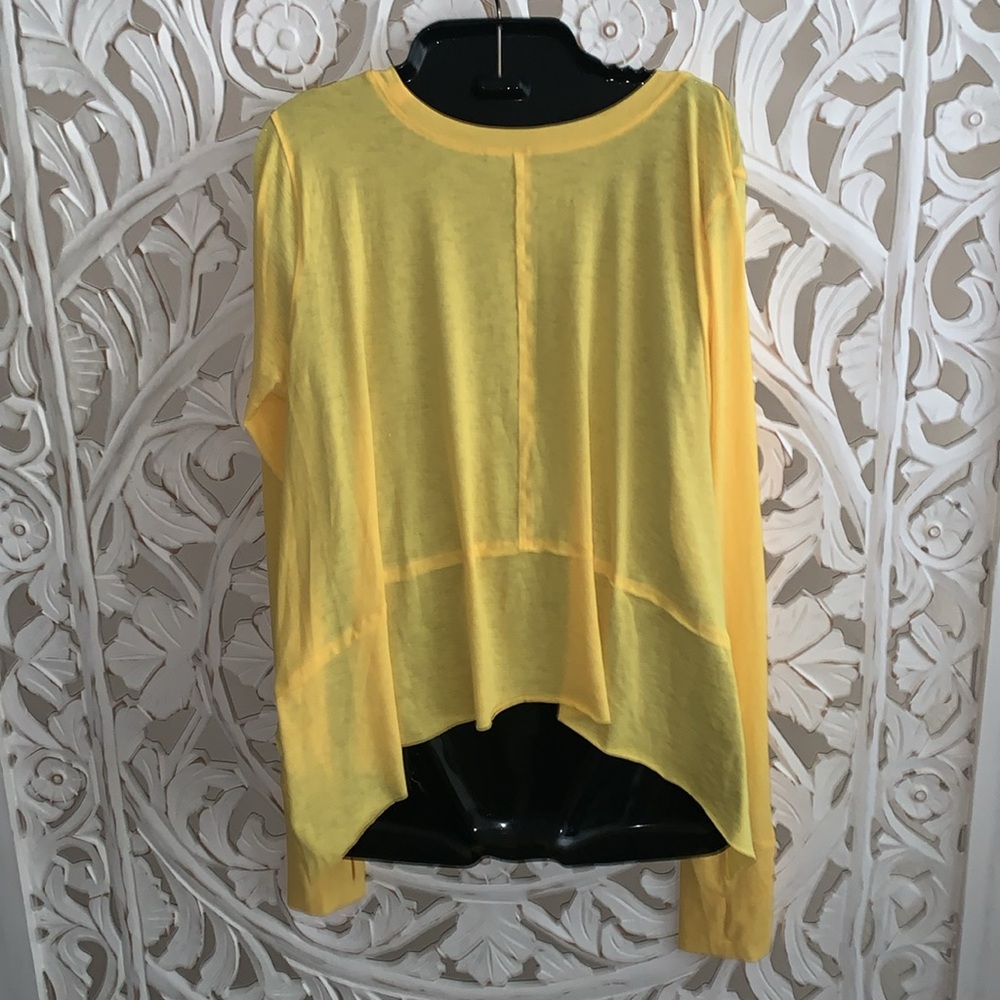 FP movement Fresh Mango Women's Top Tee with thumb holes cropped oversize fit - Picture 6 of 7